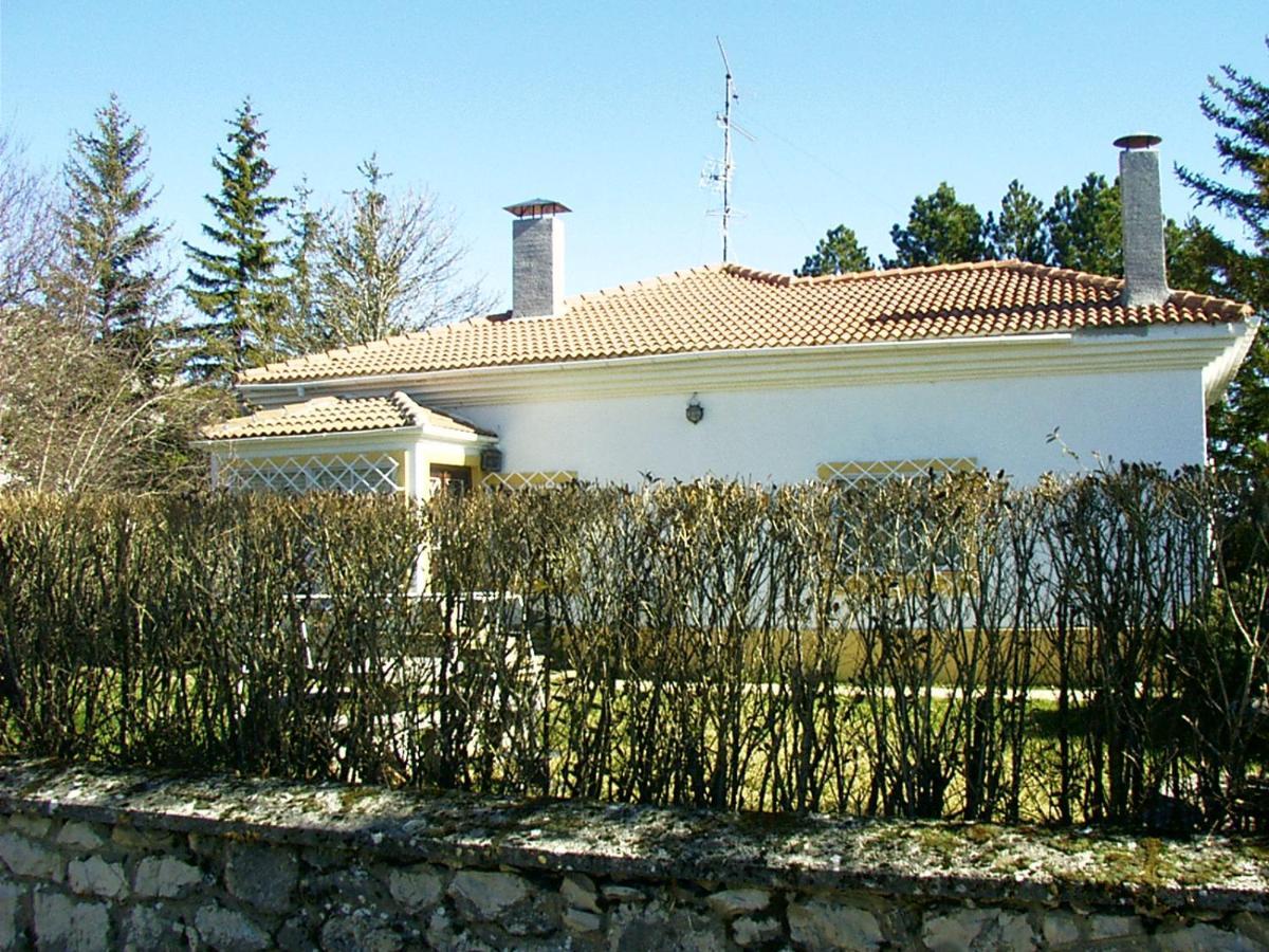 El Uncar Villa Castrejon de la Pena Exterior photo